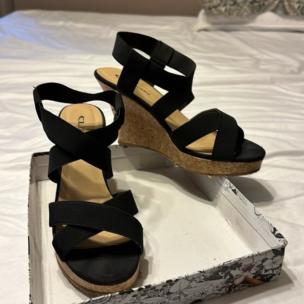 Chinese Laundry Ionia wedges size 10